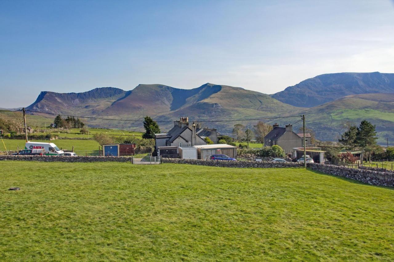Nantlle Canolfan Y Fron מראה חיצוני תמונה